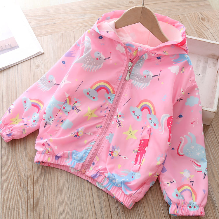 Colorful graffiti jackets for children and babies, stylish spring and summer outerwear from Bucciato, featuring vibrant urban designs.
