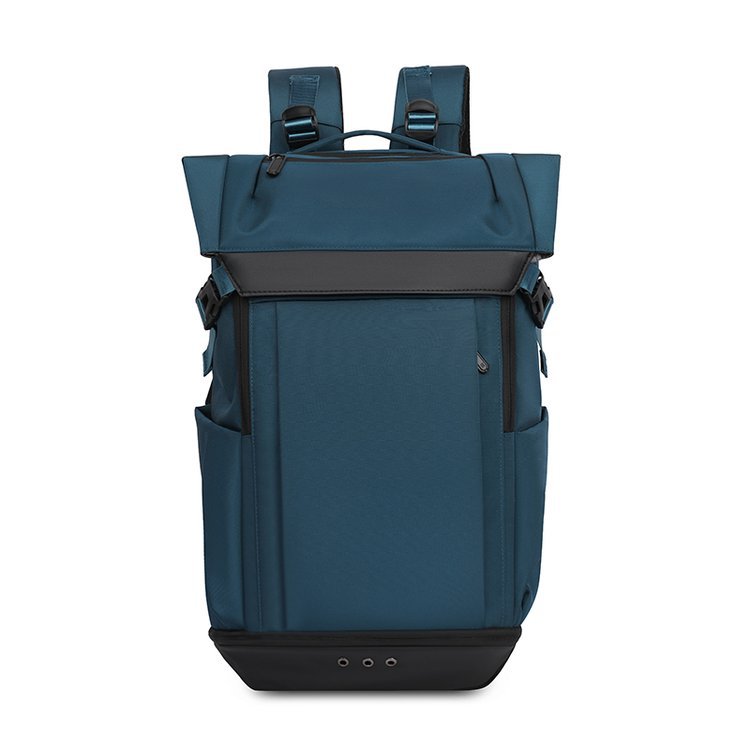 Multi-functional leisure backpack for men by Bucciato, showcasing multiple compartments and adjustable straps.