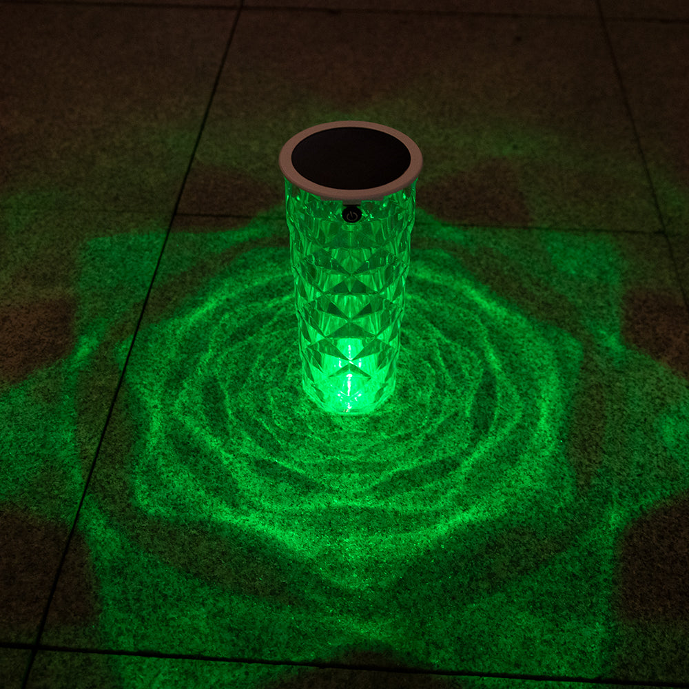 Solar-Gartenlampe mit 10 Farbwechseln, Kristalllampe in Rosenform, LED-Licht für romantische Diamantatmosphäre.