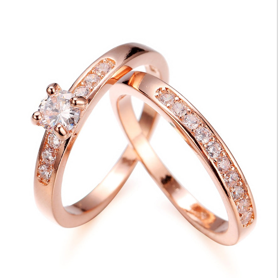 Roségoldener Ring mit Diamanten