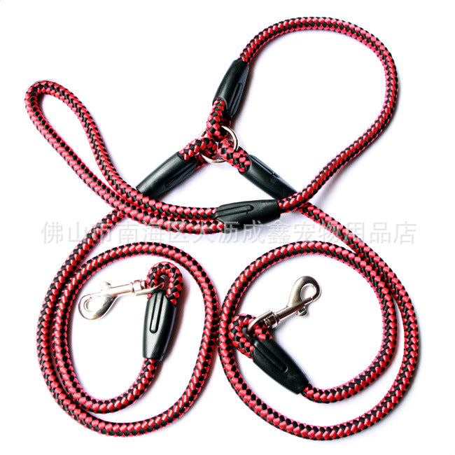 Double-ended dog traction rope with two leashes and collars, suitable for walking and training pets.