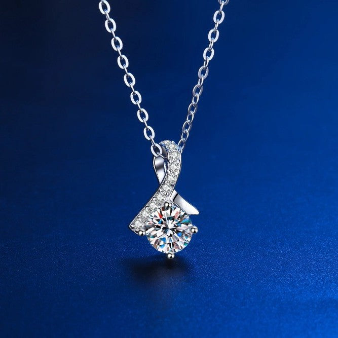 Halskette aus 925er Silber mit Weißgoldplattierung und Moissanitsteinen