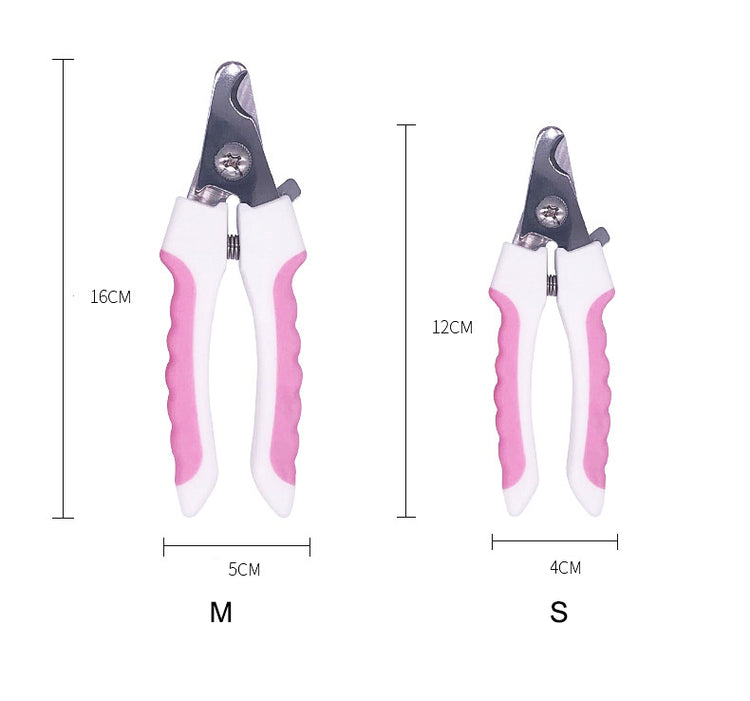 Pet nail clippers from Bucciato, designed for safe grooming of dogs and cats, with a durable ergonomic handle.