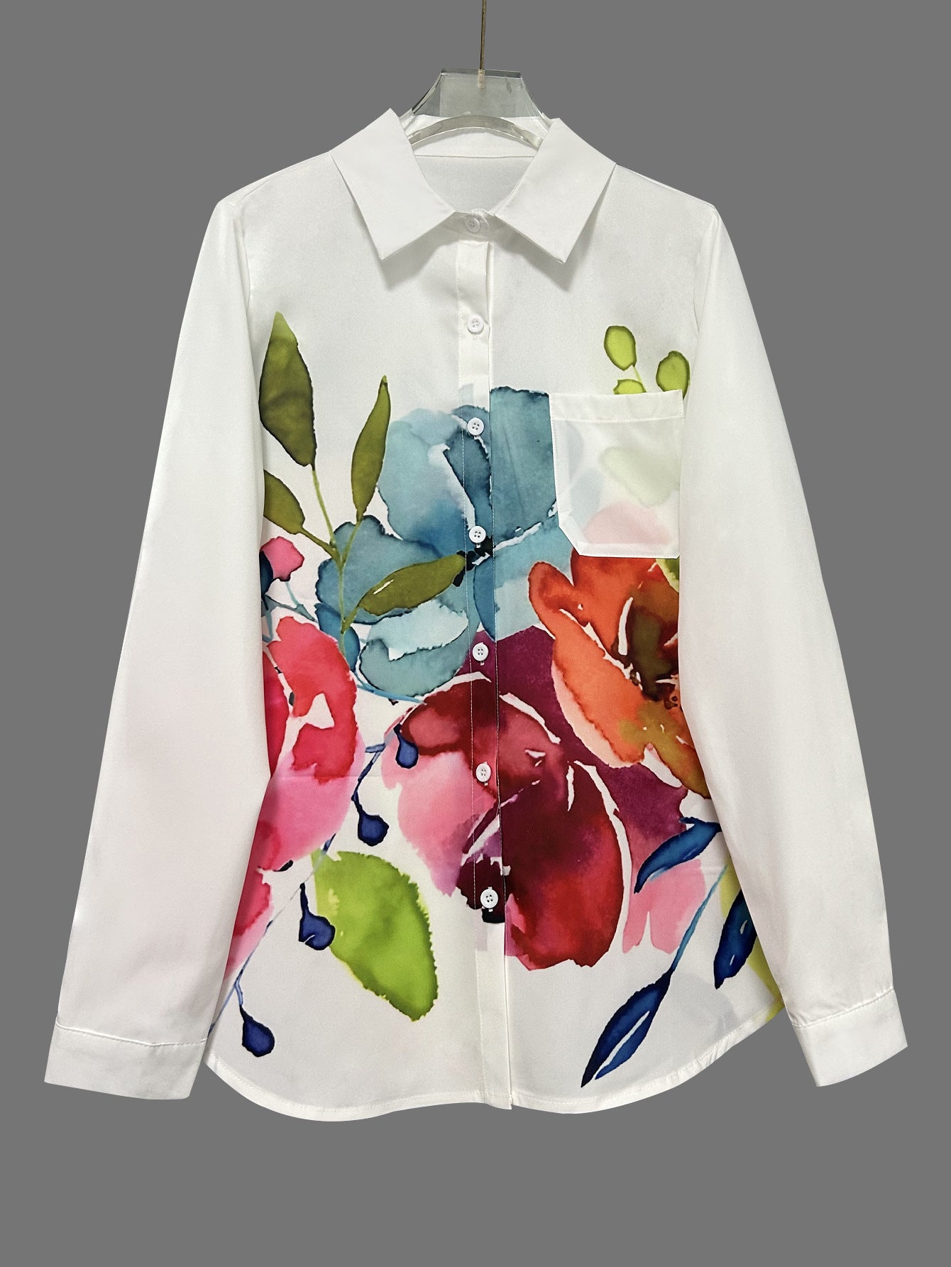 Elegante neue Damenstrickjacke mit floralem Tintenwasch-Print