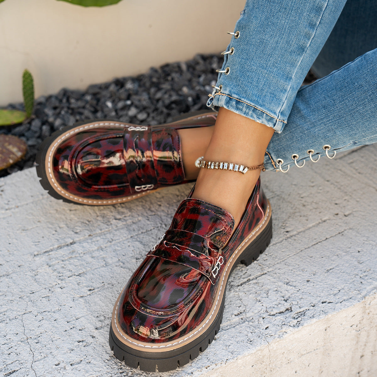 New Autumn Leather Belt-Buckle Patent Leather Leopard-Print Vintage Women's Shoes