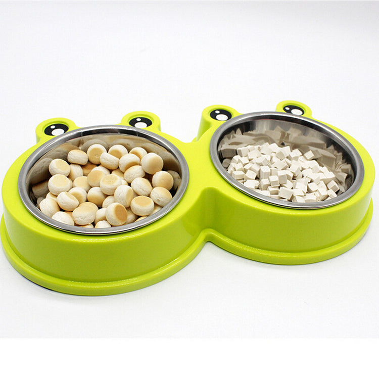 Hygienic pet food storage bowl from Bucciato, designed for smart, clean food storage for dogs or cats.