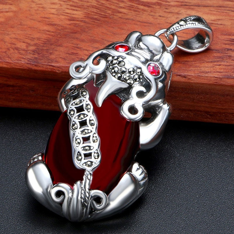 Halskette aus 999er Sterlingsilber mit Pi-Xiu-Granat für Damen