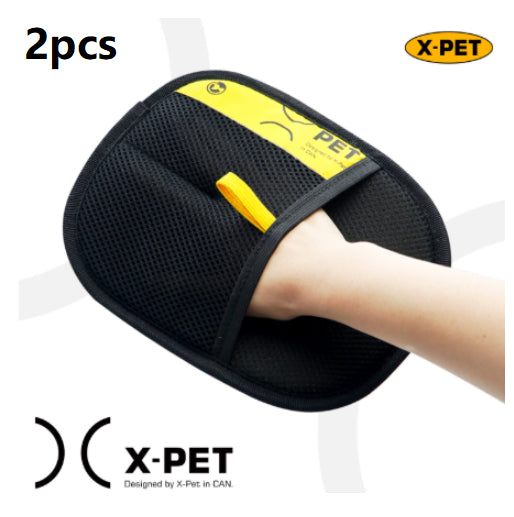 Cat Hair Cleaner and Removal Brush by Bucciato, designed for effective cat hair removal and adsorption on pet fur.