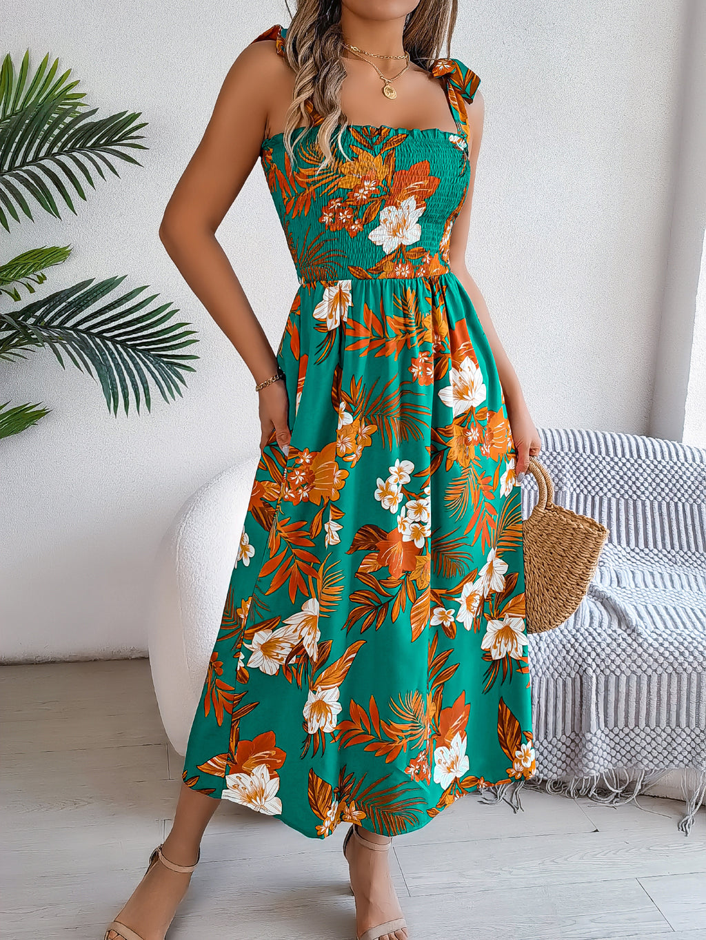 Damen-Maxikleid mit Blumenmuster und Bindegürtel für Strandurlaub