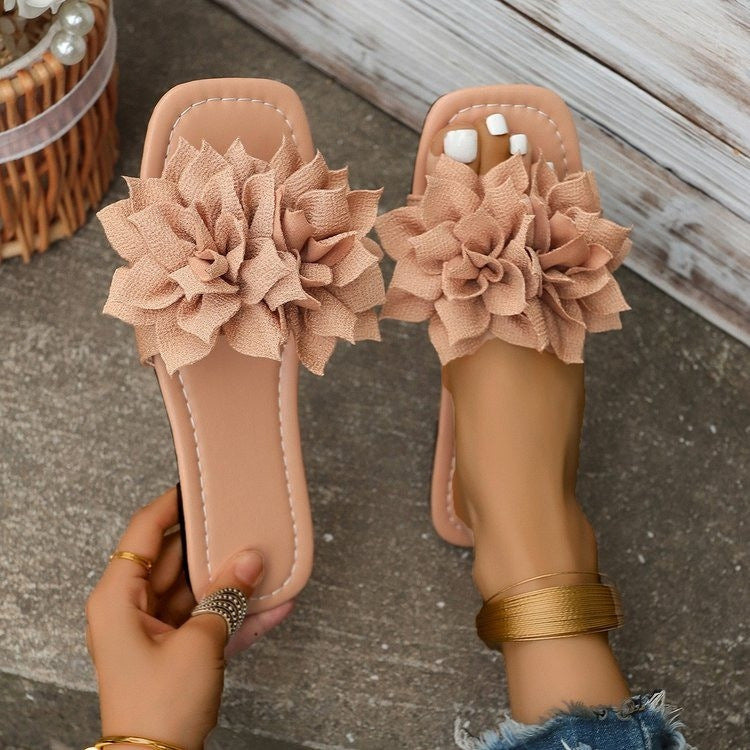 Fashionable Flat Flip-flops Versatile