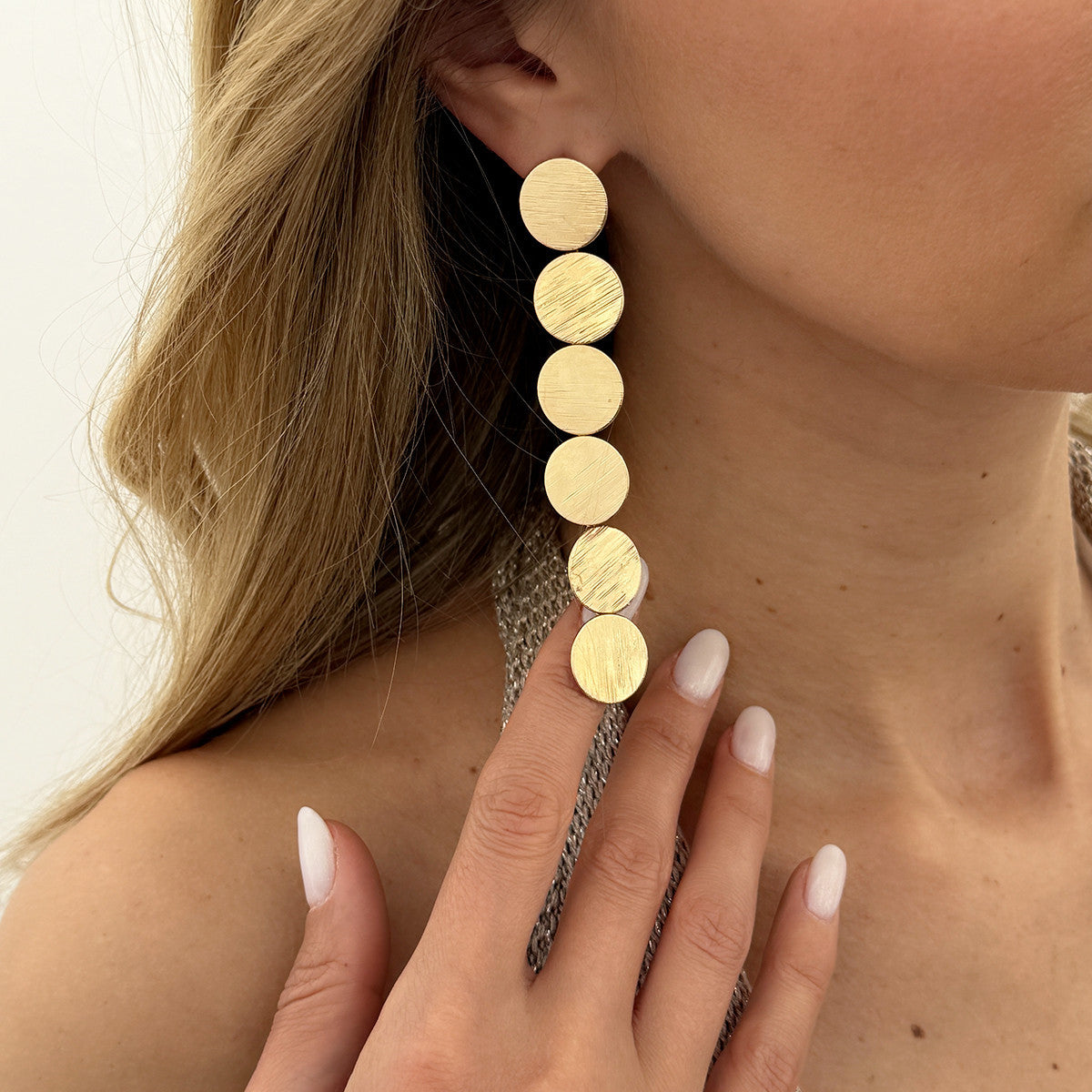 Sleek Trendy Geometric  Round Metal Patchwork Necklace For Commuting