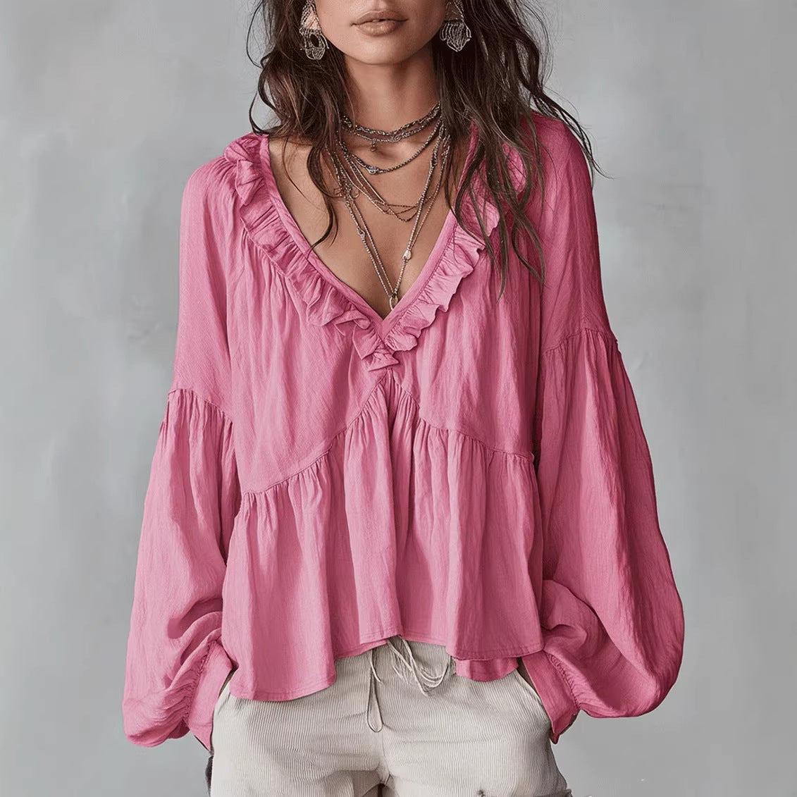 Rüschenbesetzte, plissierte Bluse mit Puffärmeln