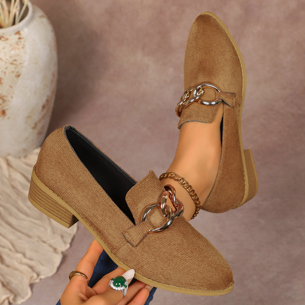 Elegante Damen-Pumps mit Blockabsatz, Metallkette und runder Zehenpartie