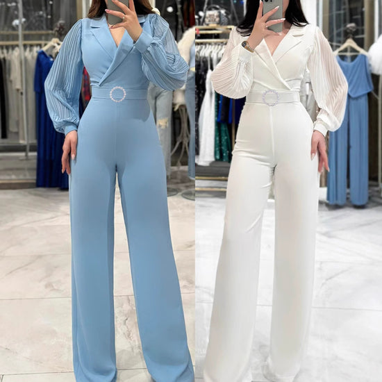 Figurbetonter Jumpsuit mit plissierten langen Ärmeln und Blazerkragen
