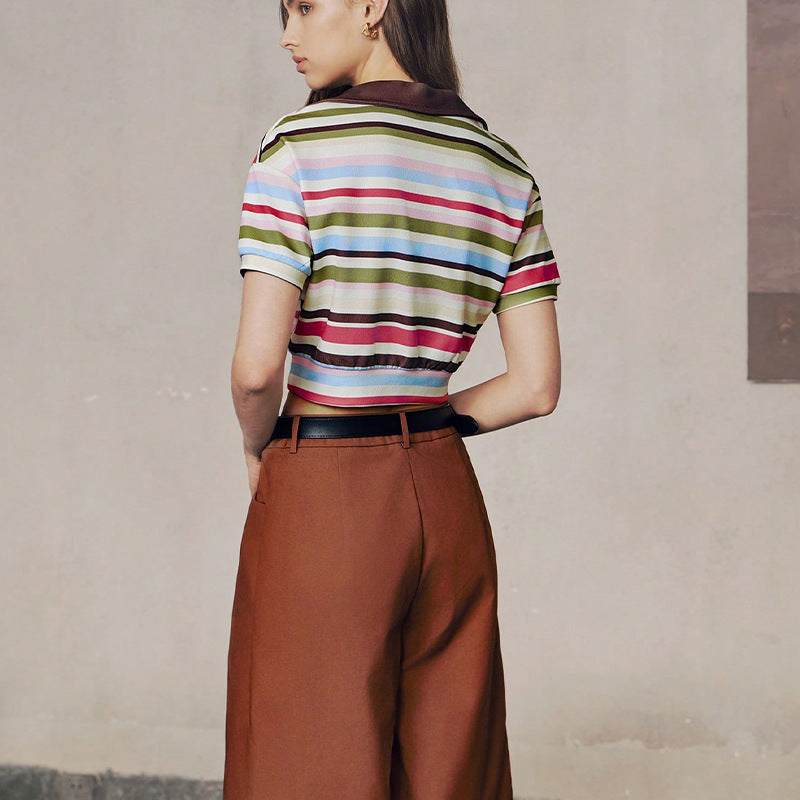 Elegantes, gestreiftes Kurzarmtop für Damen