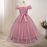 One-shoulder princess flower dress costume with floral details, suitable for children, by Bucciato Multi-Product Store.