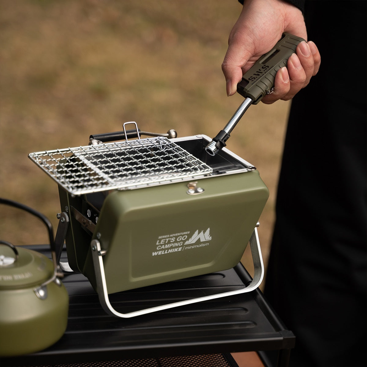 Tragbarer, faltbarer Mini-Grillofen für den Außenbereich