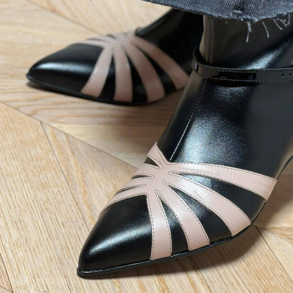 Spitz zulaufende, klobige Stiefeletten mit niedrigem Absatz für Damen in größeren Größen