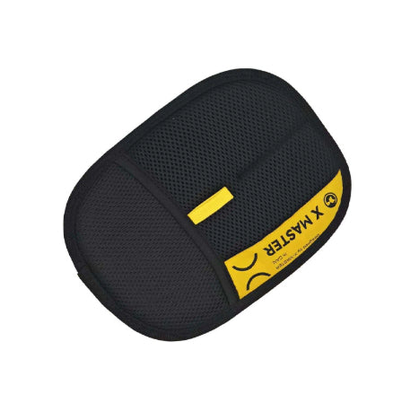 Bucciato cat hair cleaner and removal brush with adsorption artifact for effective pet hair removal from cats.