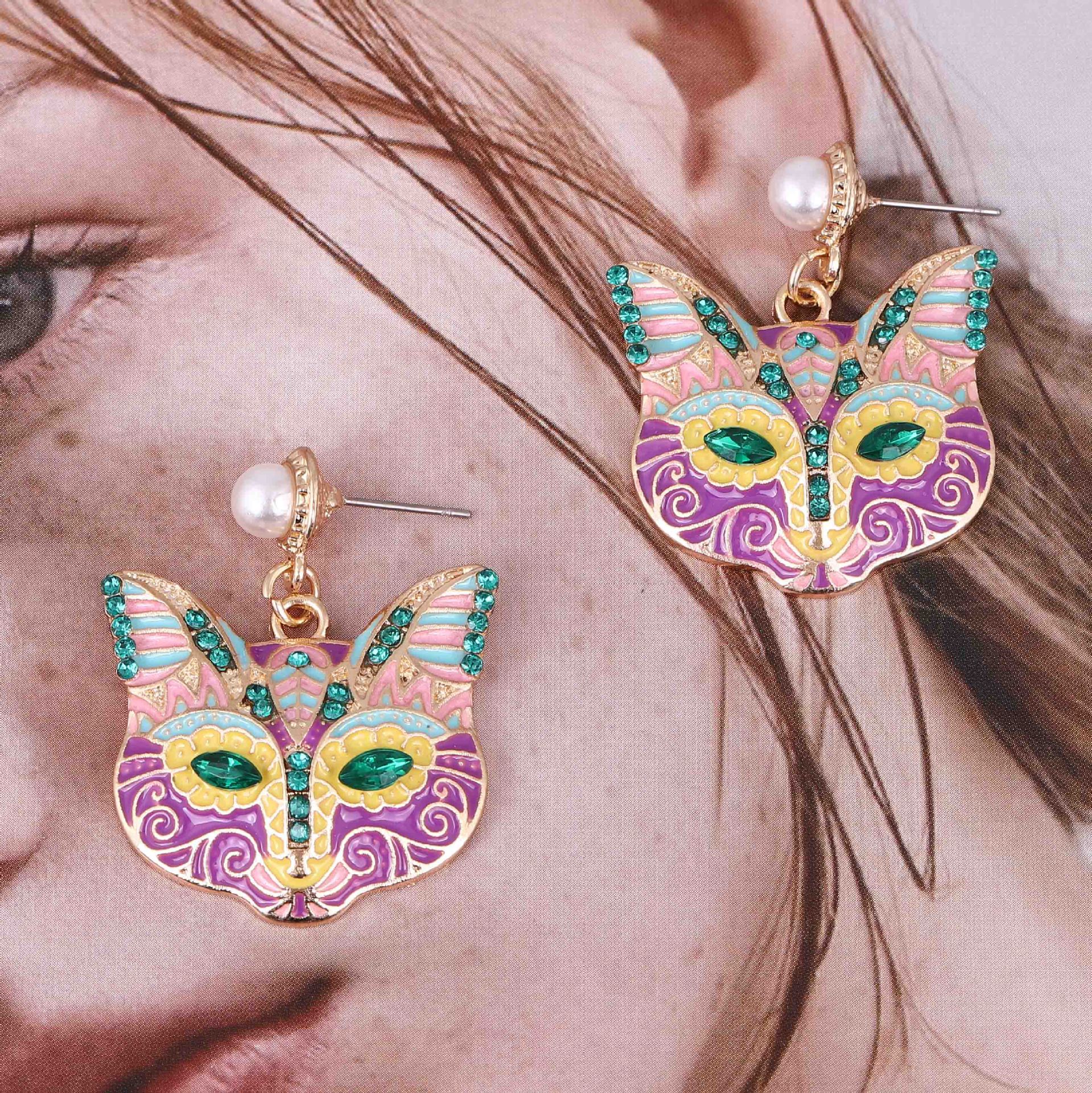 Cartoon Nine-Tailed Cat Face Alloy Earrings Inlaid With Colorful Diamonds