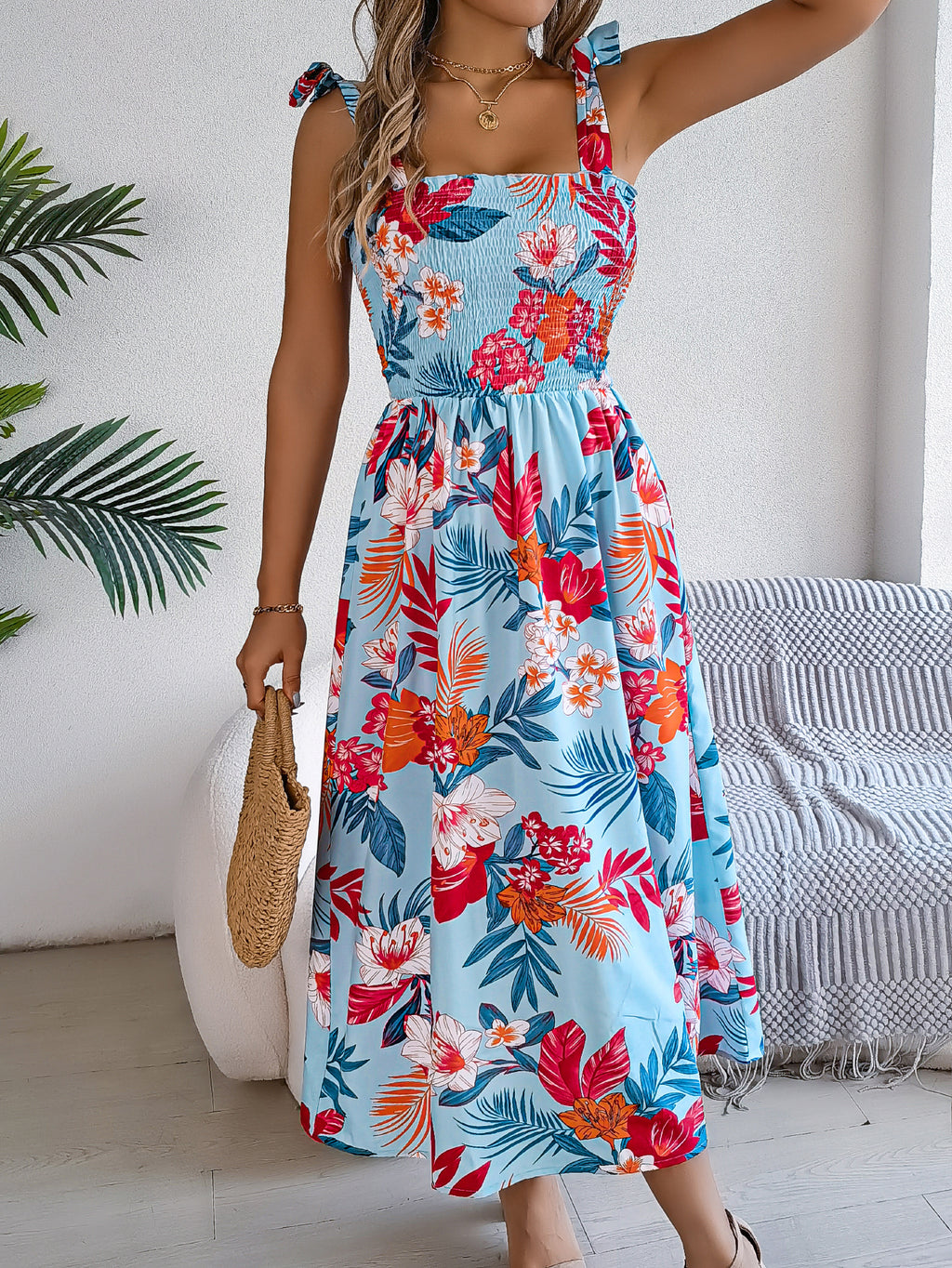 Damen-Maxikleid mit Blumenmuster und Bindegürtel für Strandurlaub