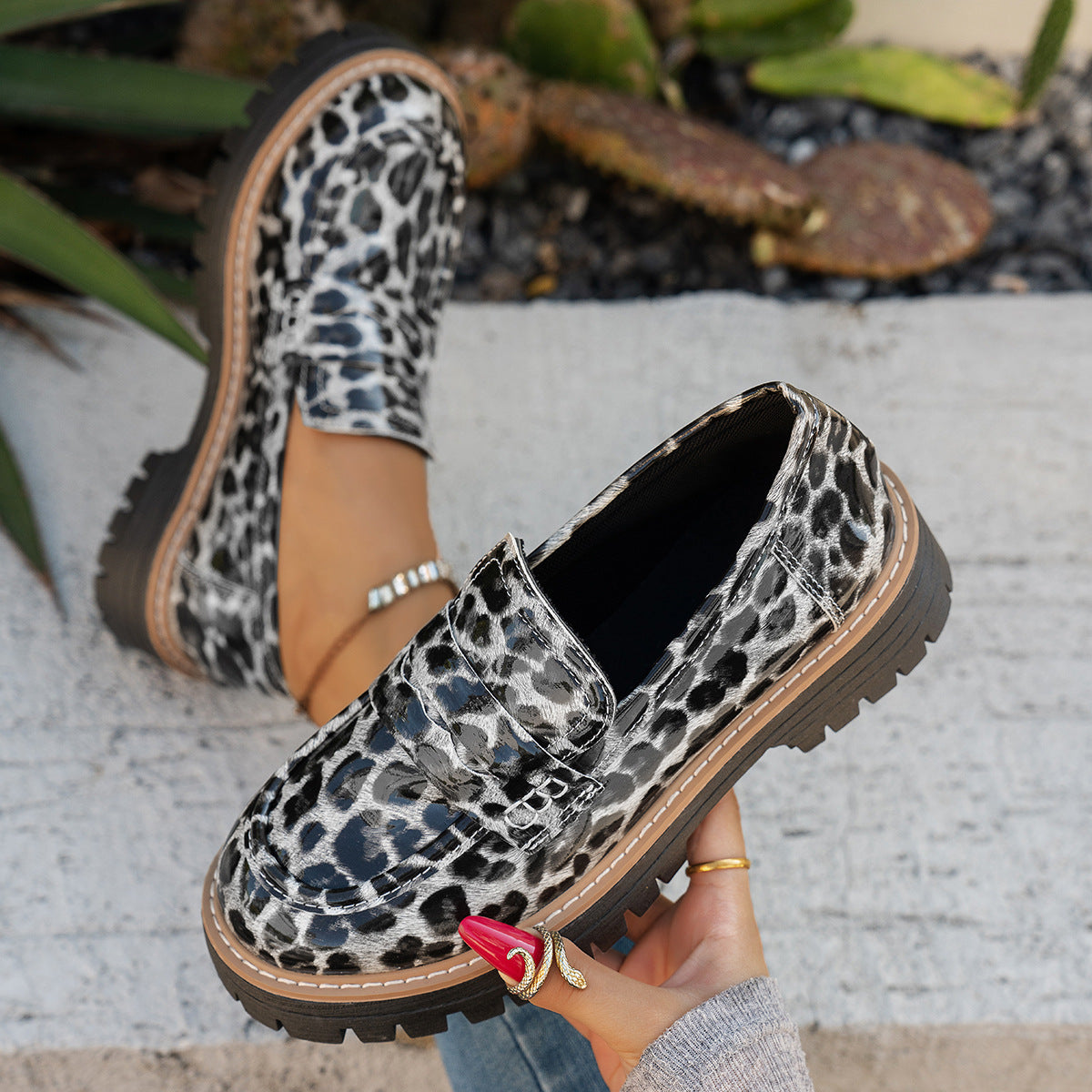 New Autumn Leather Belt-Buckle Patent Leather Leopard-Print Vintage Women's Shoes
